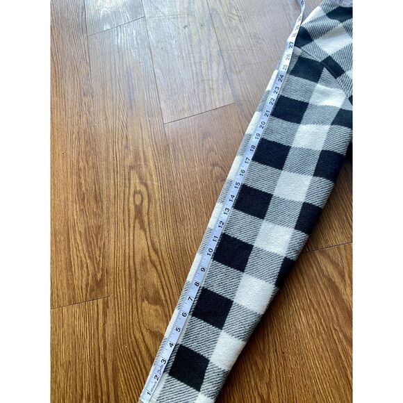 Cozy Checkered Fleece Lined Jacket - Picture 6 of 6